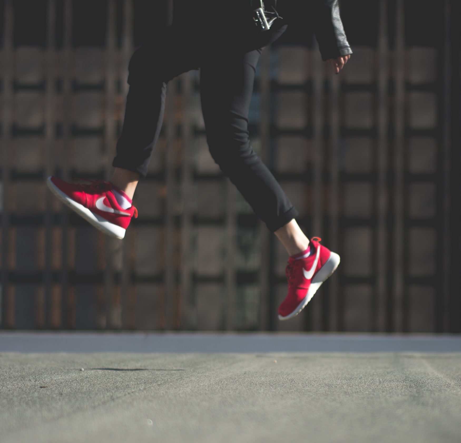 cropped-Sneakers-Website-6.jpg